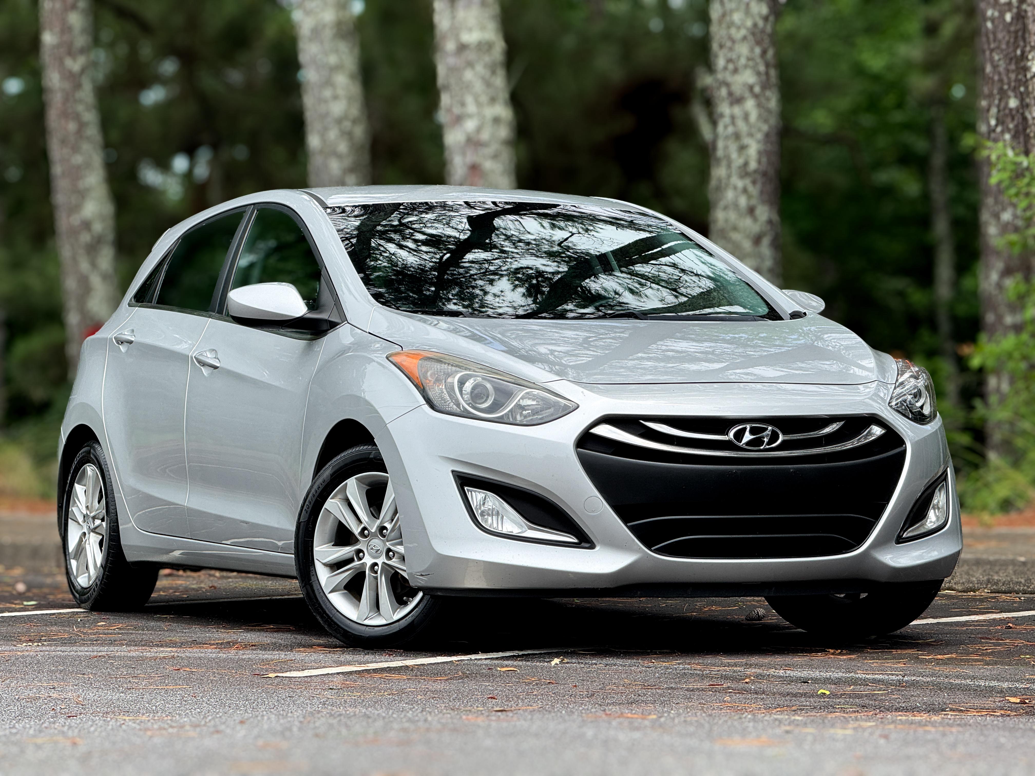2014 Hyundai Elantra GT 2.0L 6-Speed A/T's photo