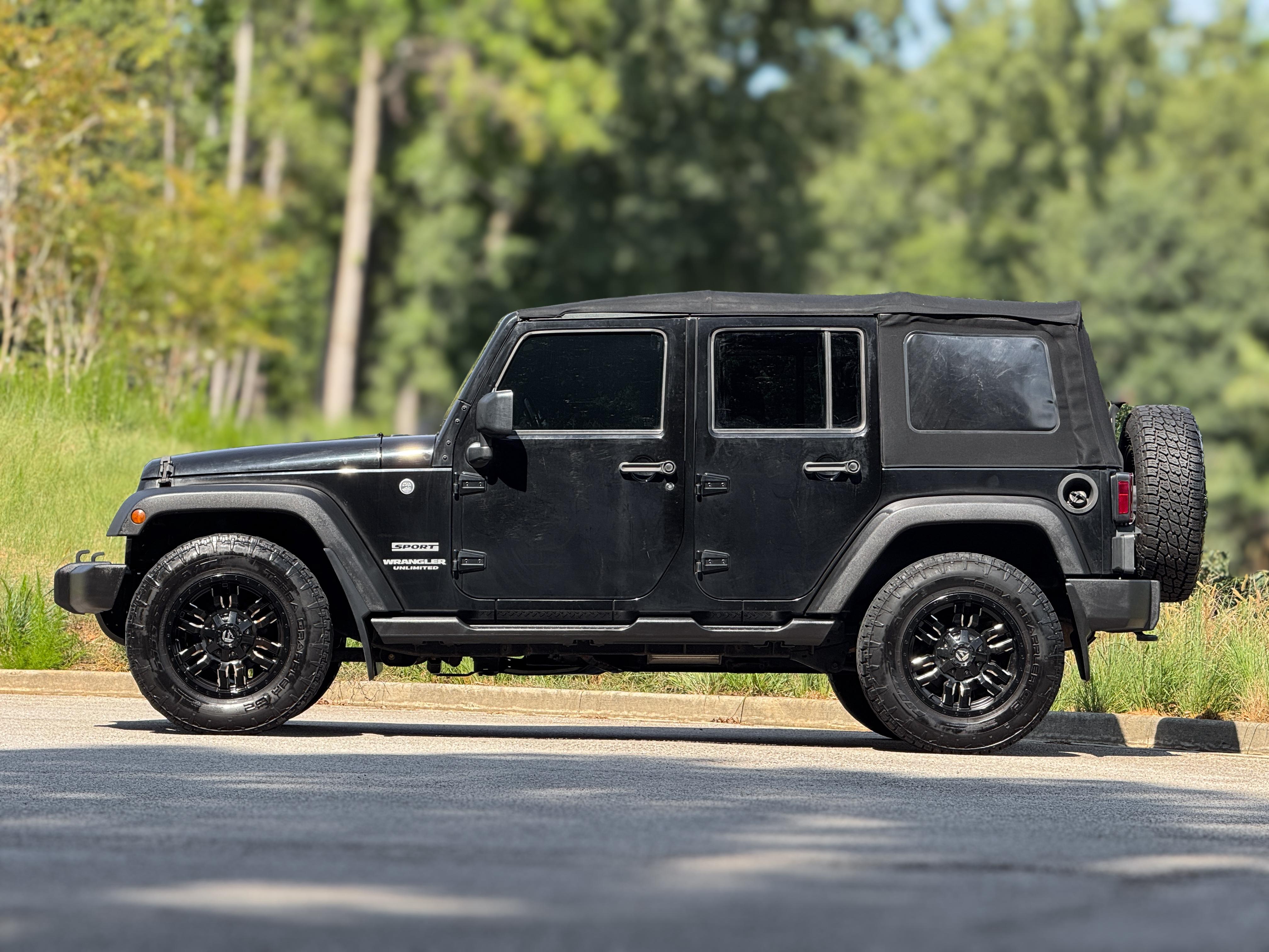 2017 Jeep Wrangler Unlimited Sport S - Photo 5