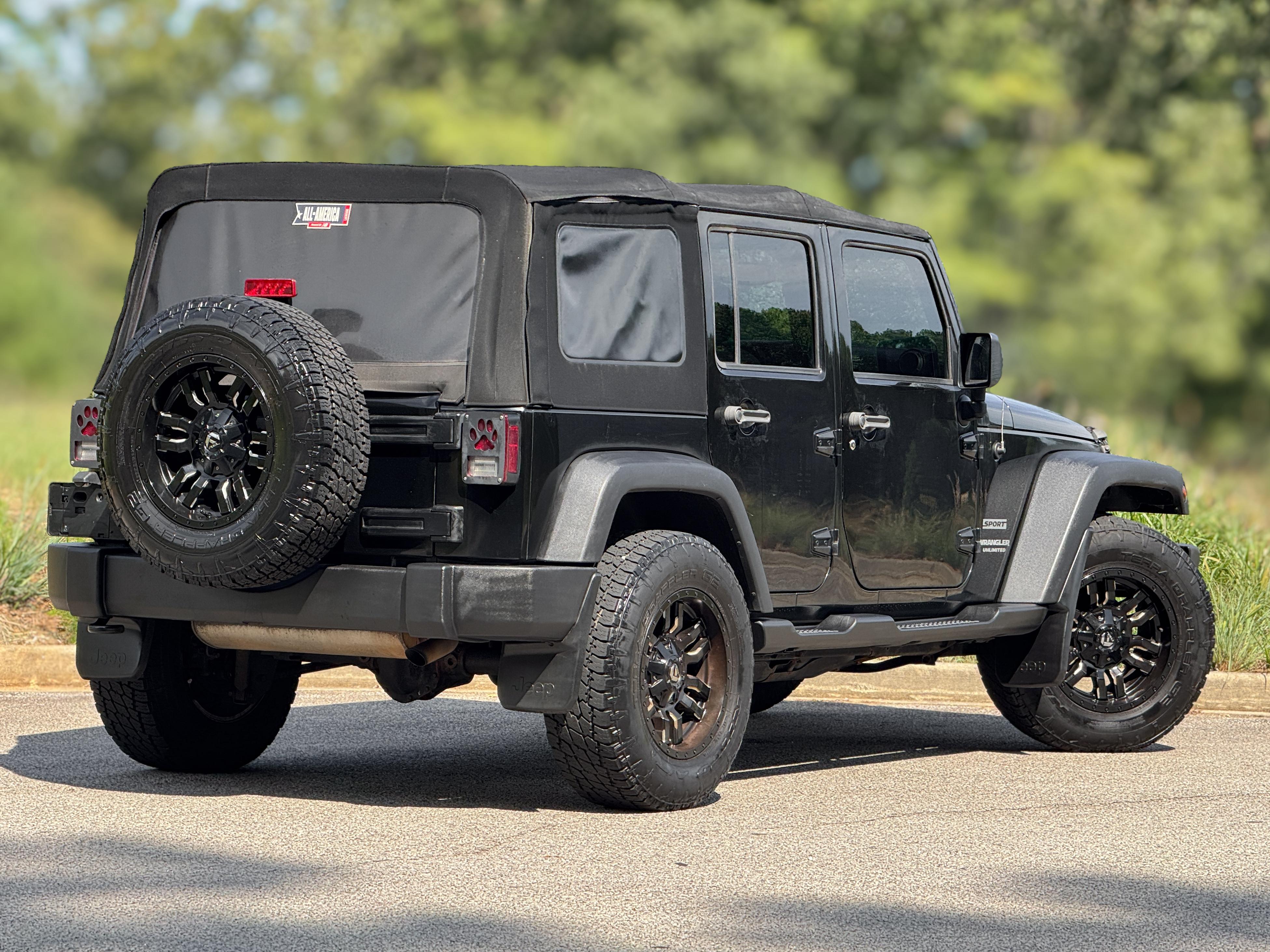 2017 Jeep Wrangler Unlimited Sport S - Photo 13