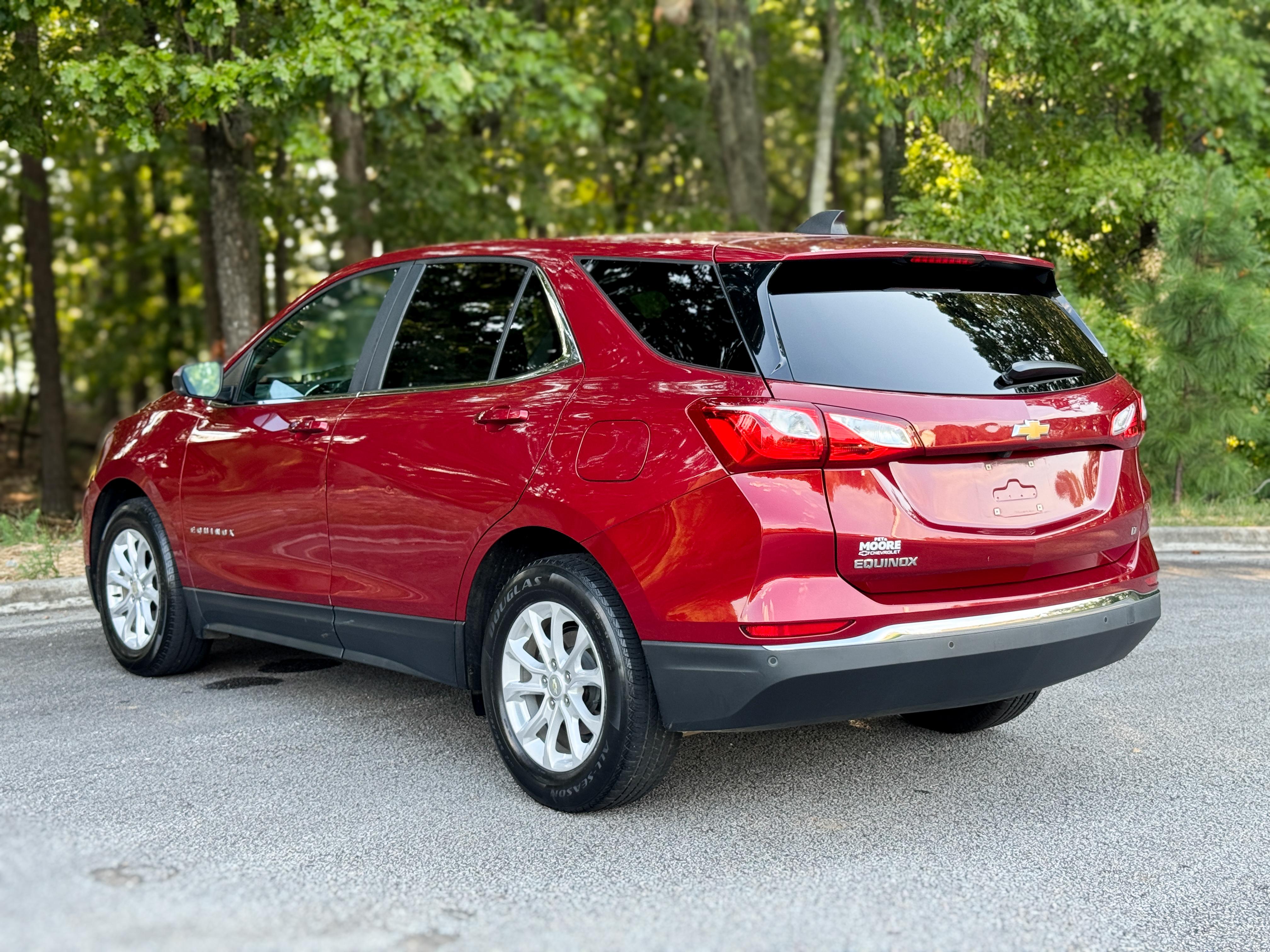 2021 Chevrolet Equinox LT - Photo 18
