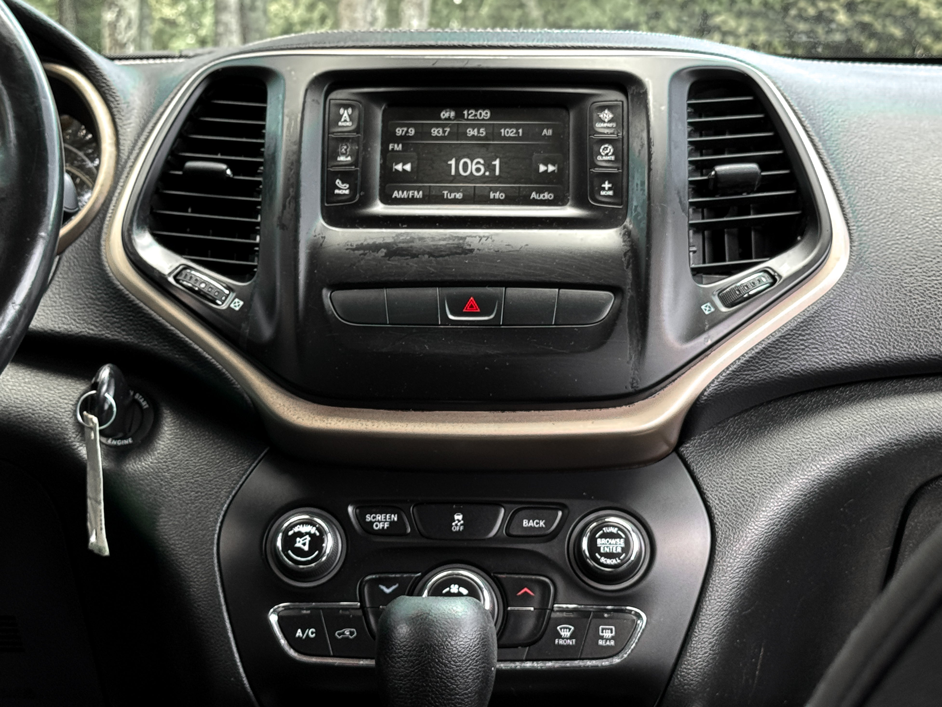 2014 Jeep Cherokee Latitude - Photo 13