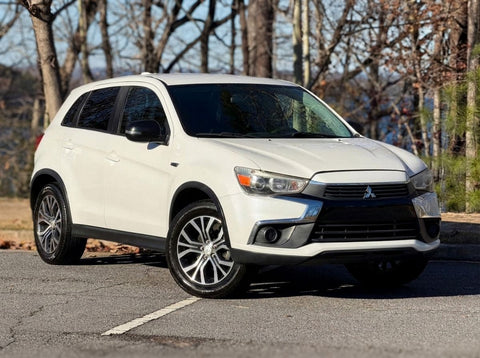 2018 Mitsubishi Outlander Sport ES's photo