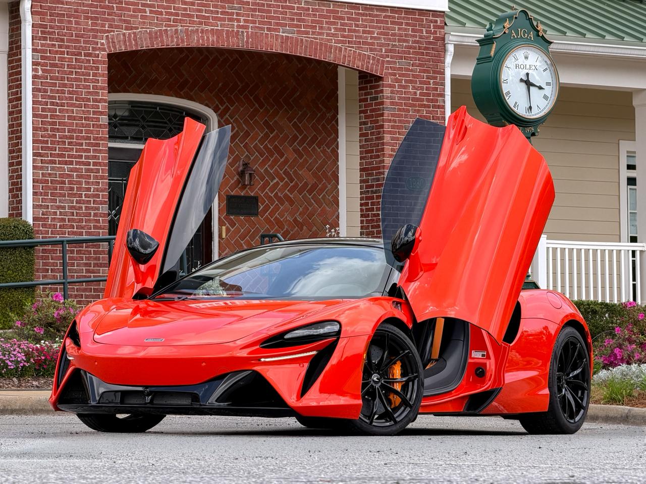 2023 McLaren Artura 3.0 Performance's photo