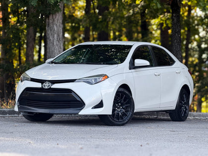 2017 TOYOTA COROLLA