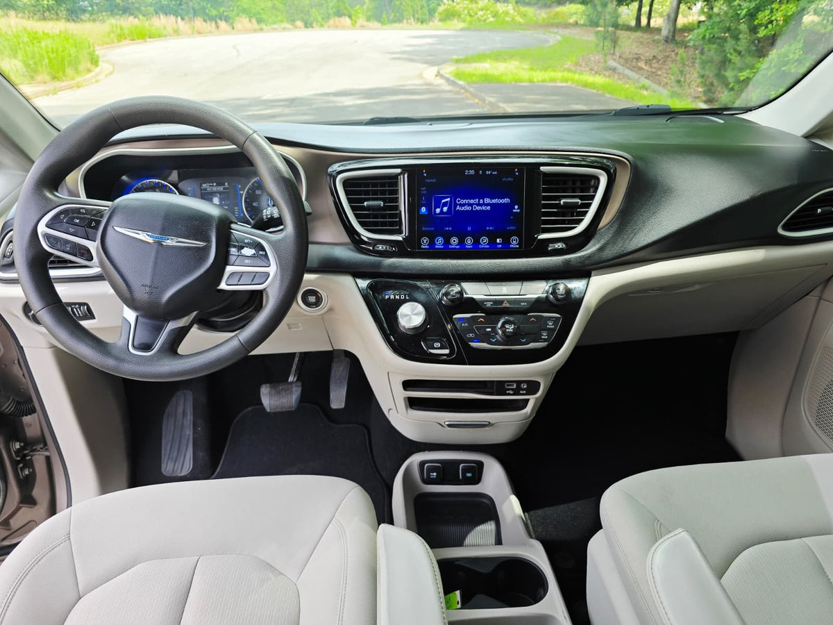 2017 CHRYSLER PACIFICA